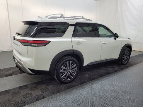 Used 2022 Nissan Pathfinder SL w/ SL Premium Package image 10