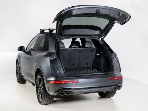 Used 2023 Audi SQ5 Premium Plus w/ Premium Plus Package image 5