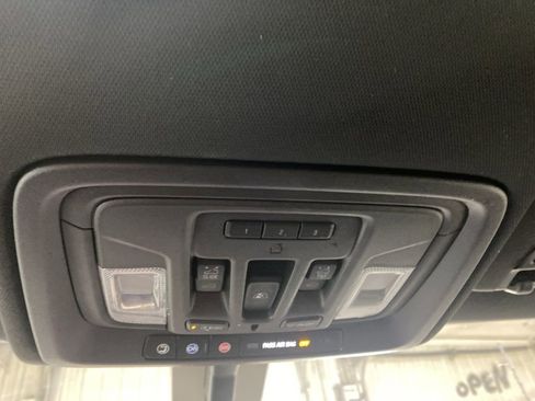 Used 2022 Chevrolet Silverado 3500 High Country w/ Z71 Off-Road Package image 41