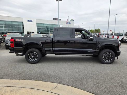 New 2026 Ford F250 Platinum image 44