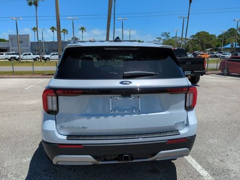 New 2026 Ford Explorer Platinum image 5