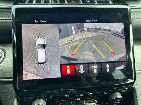 Used 2024 Jeep Grand Cherokee L Limited w/ Luxury Tech Group II image 38