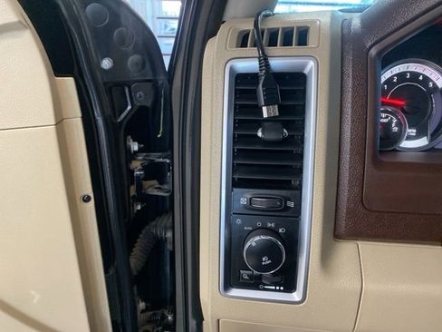 Used 2013 RAM 3500 Big Horn AWD/4WD image 10