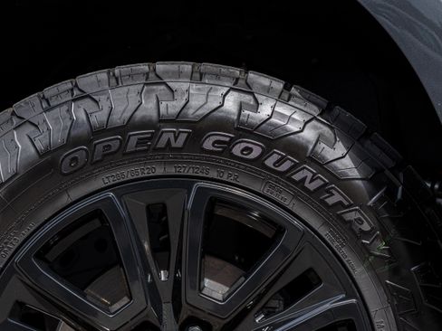 Used 2025 Ford F150 Platinum w/ Equipment Group 702A High AWD/4WD image 25