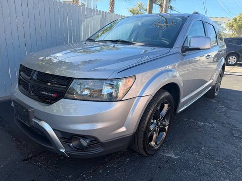 Used 2018 Dodge Journey Crossroad AWD/4WD image 11