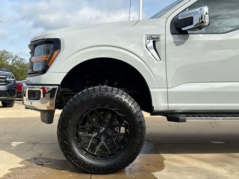 Used 2026 Ford F150 XLT w/ Equipment Group 302A MID AWD/4WD image 5