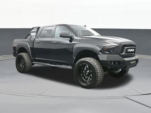 Used 2019 RAM 1500 Express w/ Wheel & Sound Group AWD/4WD image 20