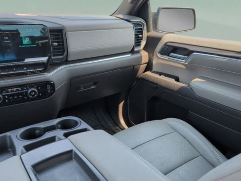 Used 2023 Chevrolet Silverado 1500 LT RWD image 32