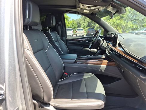 Used 2023 Cadillac Escalade Premium Luxury w/ LPO, Floor Liner Package AWD/4WD image 43