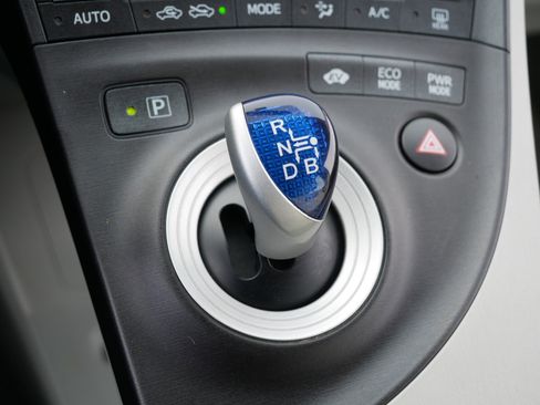 Used 2010 Toyota Prius Three image 24