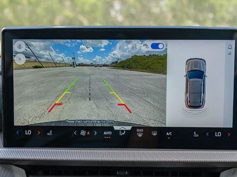 Certified 2025 Ford Explorer Active RWD image 22