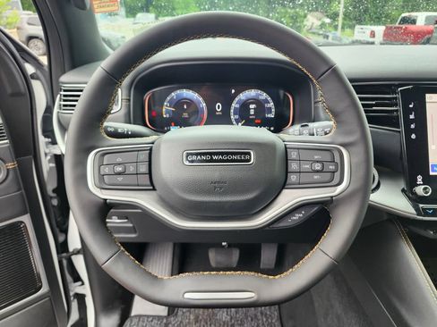 New 2026 Jeep Grand Wagoneer 4WD image 31