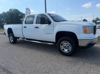 Used 2011 GMC Sierra 2500 W/T AWD/4WD video 1
