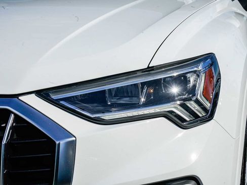 Used 2025 Audi Q3 2.0T Premium w/ Convenience Package image 7