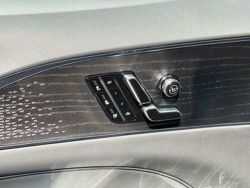 New 2026 Cadillac Lyriq V w/ Exterior Carbon Fiber Package AWD/4WD image 22