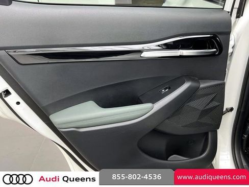 Used 2024 Kia Seltos SX image 11