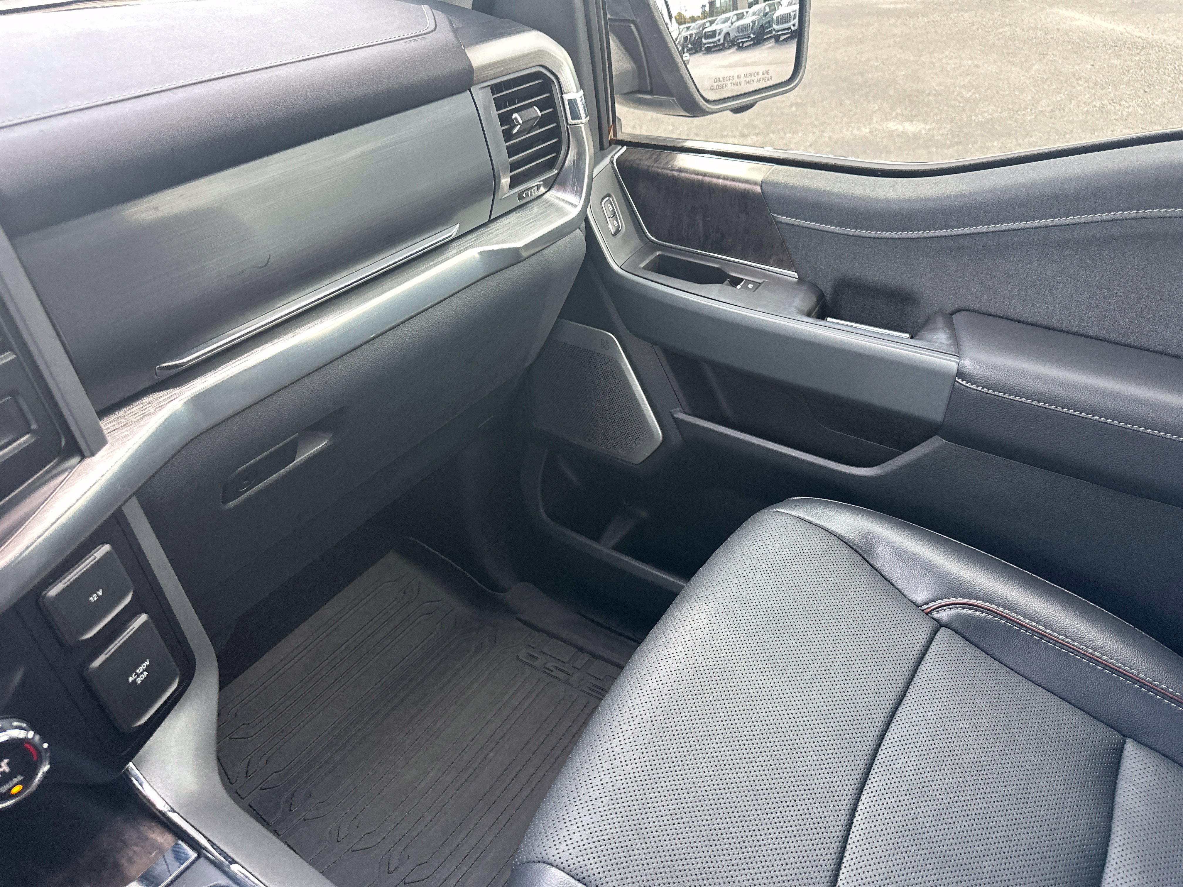 Used 2021 Ford F150 Lariat w/ Equipment Group 502A High AWD/4WD image 17
