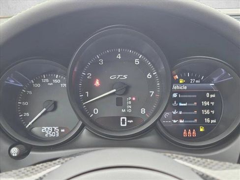 Used 2022 Porsche Macan GTS image 11