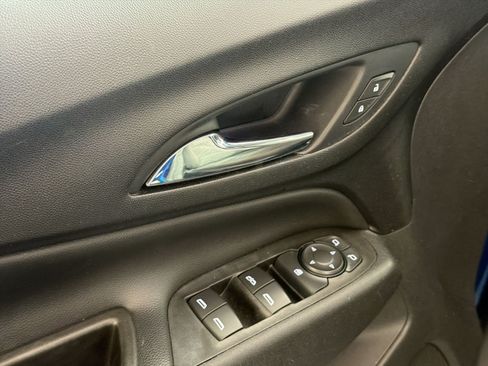 Used 2020 Chevrolet Equinox LT FWD image 15