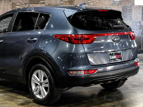 Used 2018 Kia Sportage LX FWD image 16