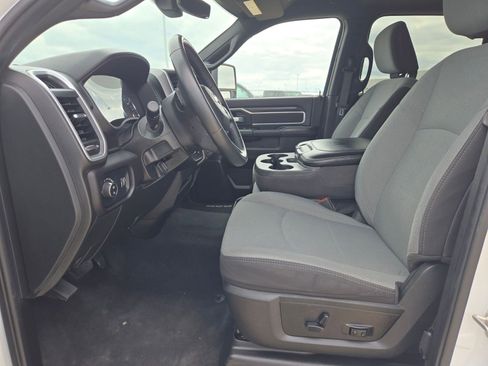 Certified 2024 RAM 2500 Big Horn AWD/4WD image 9