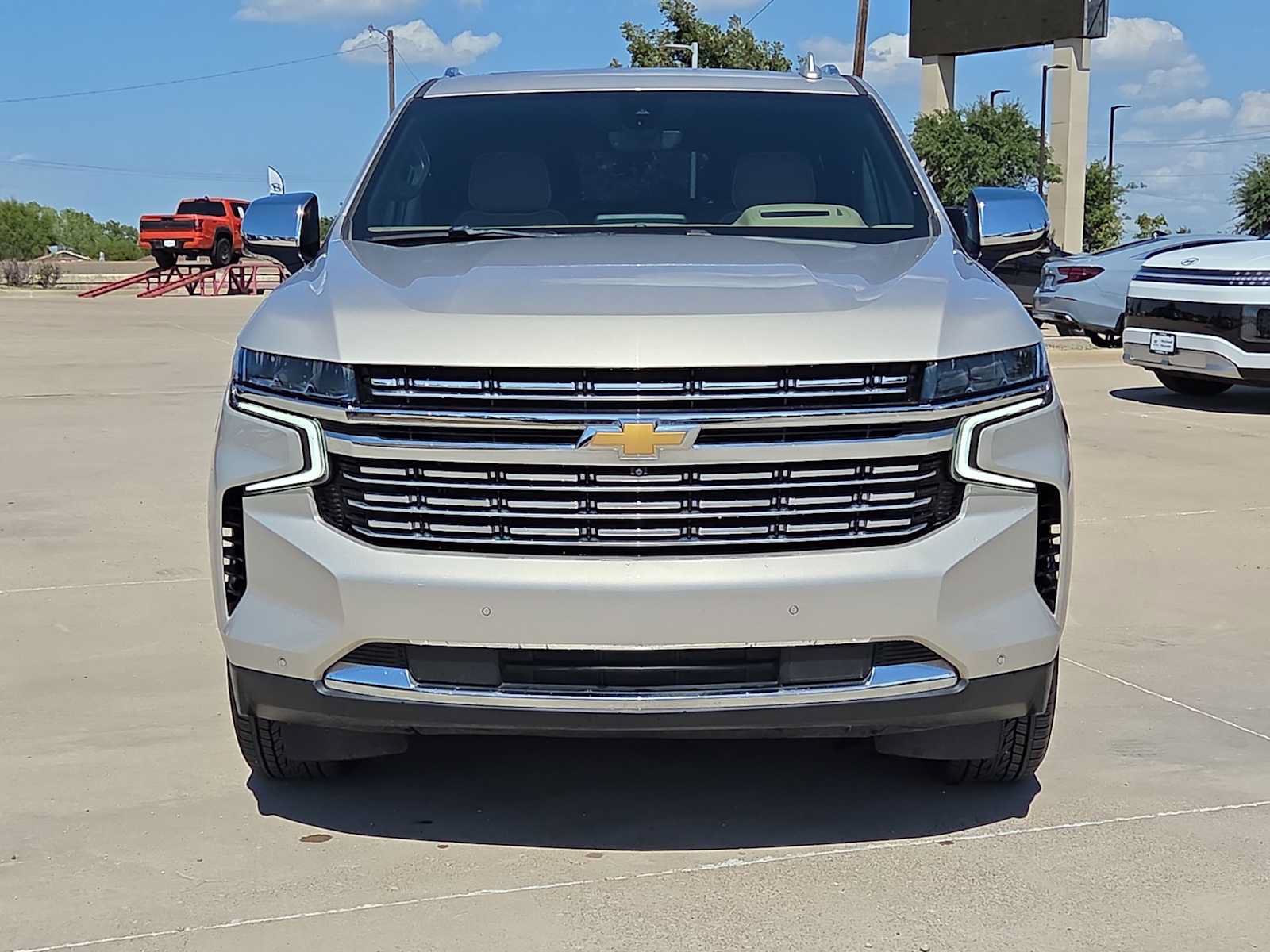 Used 2021 Chevrolet Tahoe Premier RWD image 3