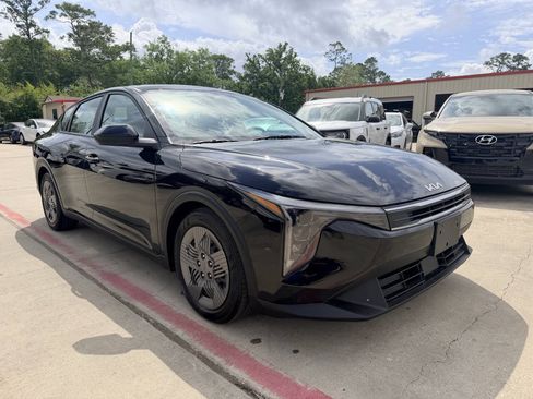 Used 2025 Kia K4 FWD image 43