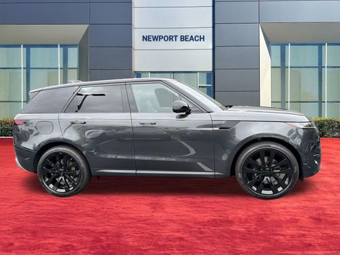 New 2026 Land Rover Range Rover Sport SE image 9