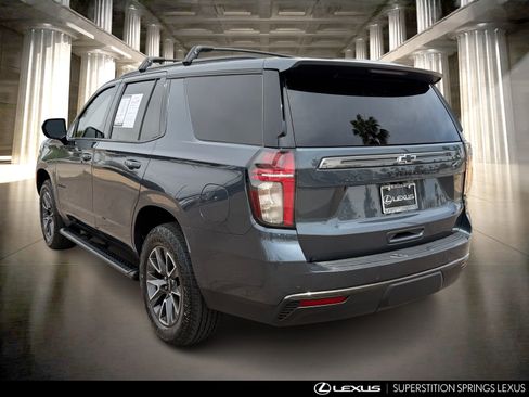 Used 2021 Chevrolet Tahoe Z71 w/ Z71 Off-Road Package AWD/4WD image 7