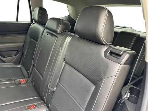 Used 2023 Volkswagen Atlas SE w/ Panoramic Sunroof Package FWD image 33