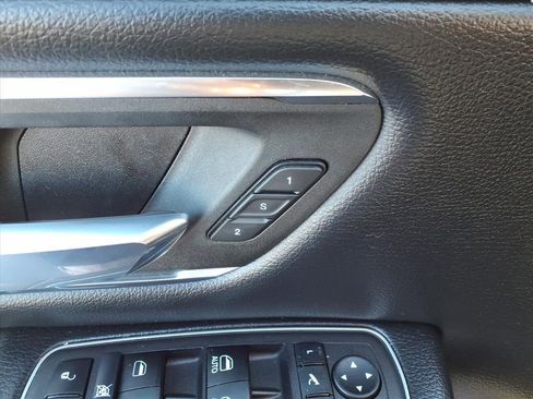 Used 2024 RAM 1500 Laramie image 40