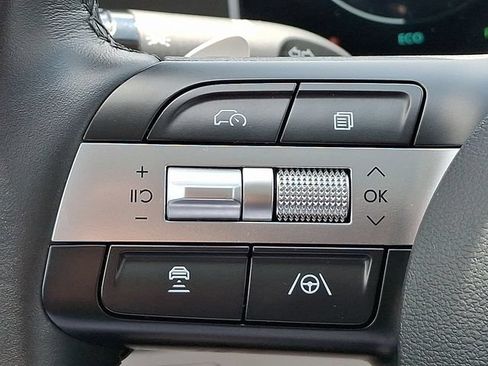 Certified 2025 Hyundai Tucson SEL AWD/4WD image 22