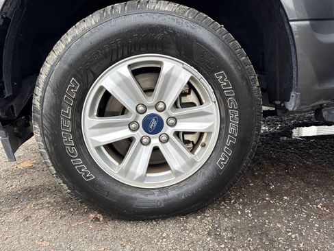 Used 2020 Ford F150 XLT image 27