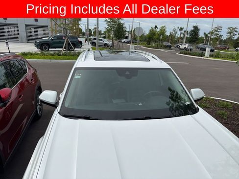 Used 2023 Volkswagen Atlas SEL Premium AWD/4WD image 9