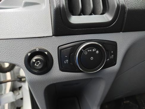 Used 2019 Ford Transit 350 XLT RWD image 14