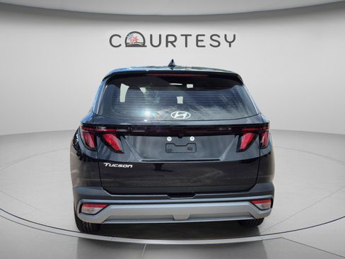 New 2026 Hyundai Tucson SE FWD image 4
