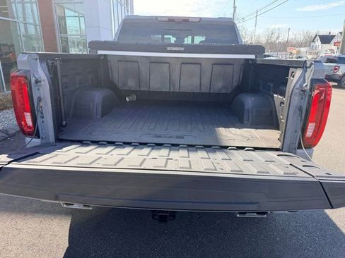 Used 2025 GMC Sierra 1500 AT4 w/ AT4 Premium Package image 15