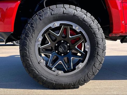 Used 2020 RAM 1500 Big Horn AWD/4WD image 10