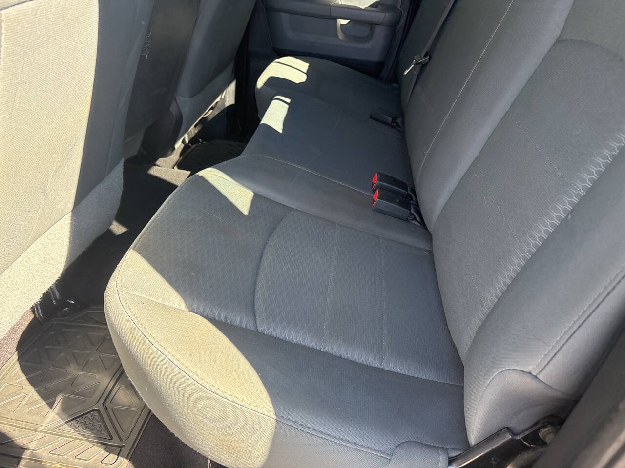 Used 2016 RAM 1500 Classic SLT RWD image 14