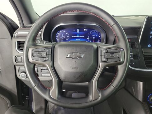 Used 2023 Chevrolet Suburban RST w/ Luxury Package image 20