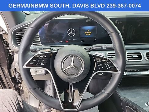 Used 2025 Mercedes-Benz GLS 450 4MATIC image 19