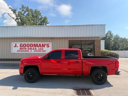 Used 2016 Chevrolet Silverado 1500 Custom w/ Custom Convenience Package AWD/4WD image 2