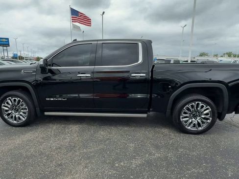 Used 2025 GMC Sierra 1500 Denali Ultimate AWD/4WD image 5