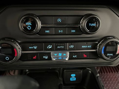 Used 2025 Ford Bronco Big Bend AWD/4WD image 38