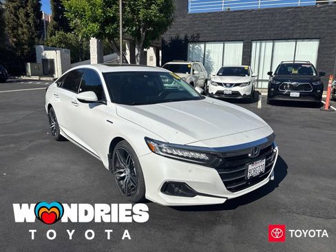 Used 2022 Honda Accord Touring image 1