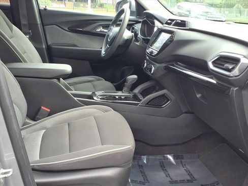 Used 2023 Chevrolet TrailBlazer LT w/ Convenience Package FWD image 22