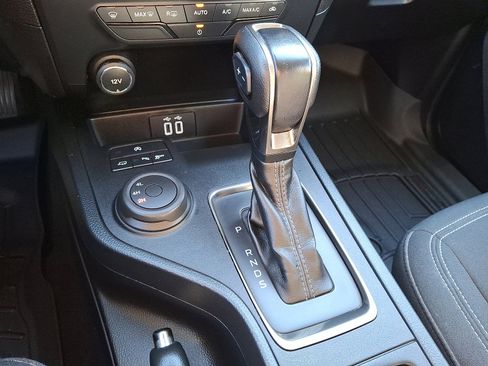 Certified 2019 Ford Ranger XLT w/ Equipment Group 301A Mid image 14