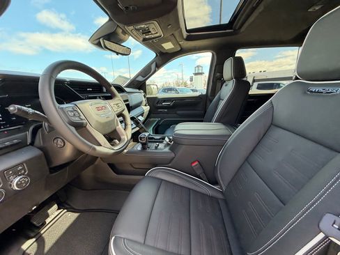 New 2026 GMC Sierra 1500 AT4X AWD/4WD image 4