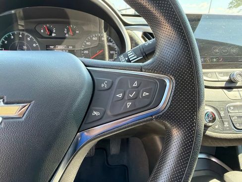Used 2023 Chevrolet Malibu LT FWD image 22