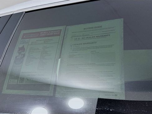 Used 2022 Buick Enclave Essence image 13